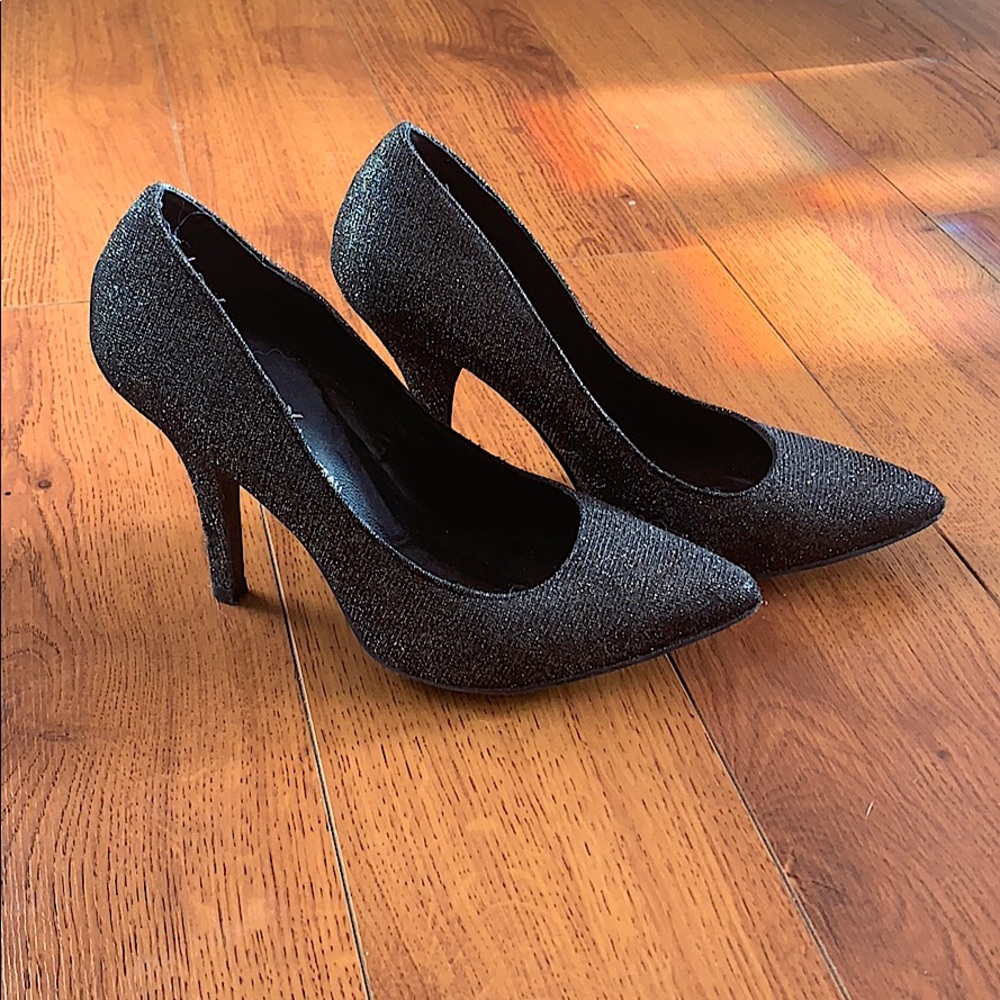 💞3for$40💞Le Chateau stiletto heels
